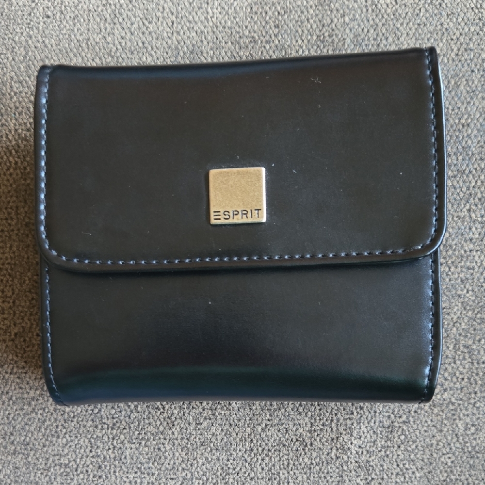 Esprit Black Leather Compact Wallet